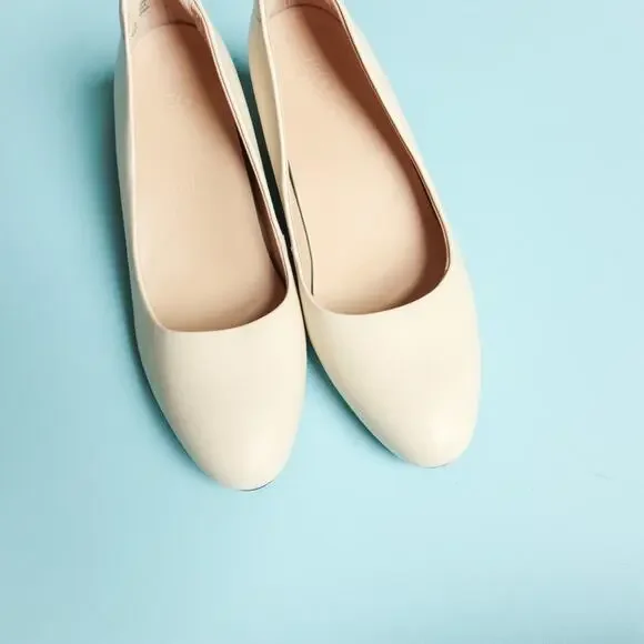 NWOT Abeo Veranda Stacked Cream Leather Almond Toe Wedge Heels Size 9 - Picture 6 of 9